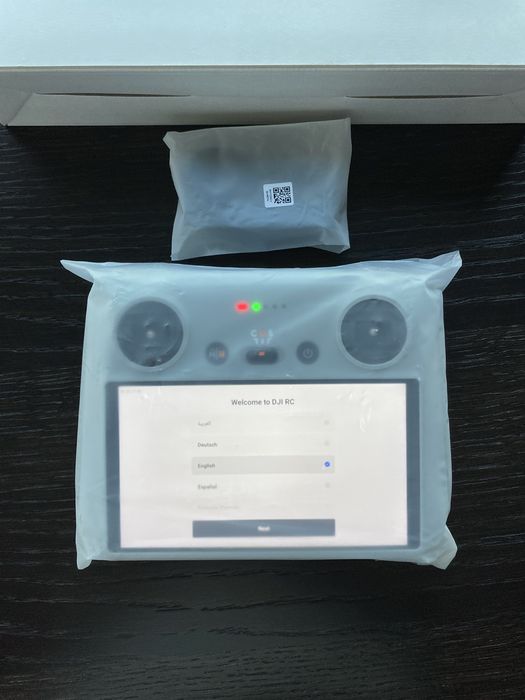 DJI RC telecomandă nouă cu accesorii și folie de protecție