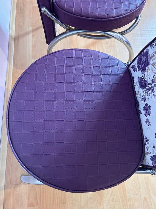 Столове за трапезна маса