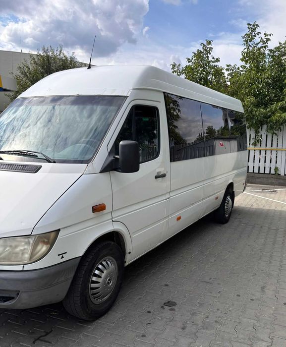 Microbuz Mercedes -Benz Sprinter 316 2.7CDi, an 2006, AC, 19+1 locuri