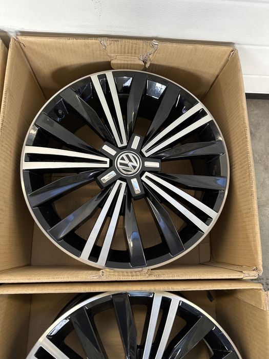 Jante 18 ORIGINALE Volkswagen Tiguan Passat Arteon Golf Cc Octavia