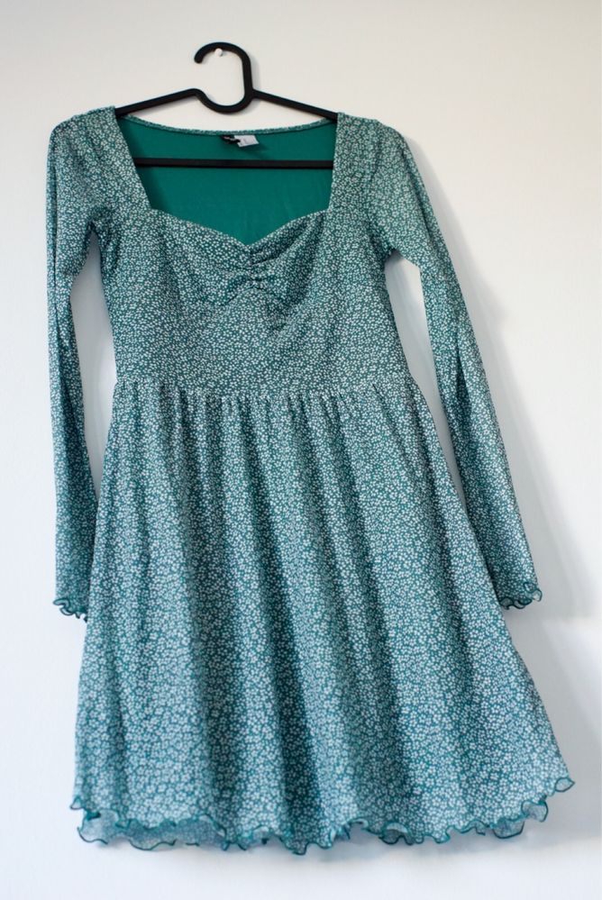 Рокля | Зелена с бели цветя | H&M