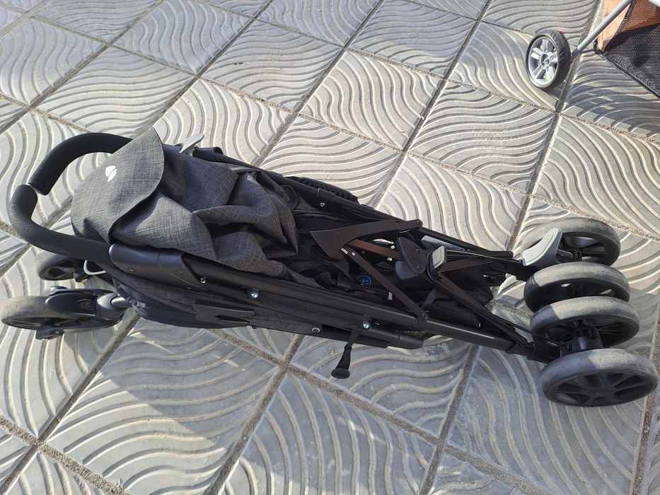 Детска количка Joie brisk pavement