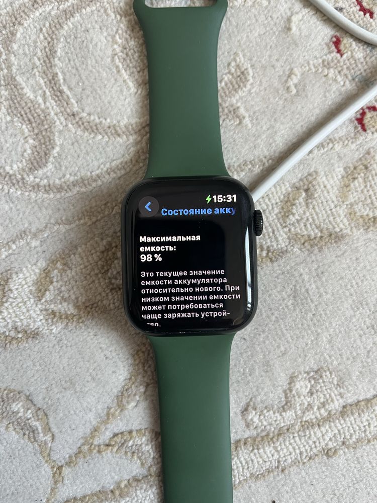 Продаю Apple watch series 7