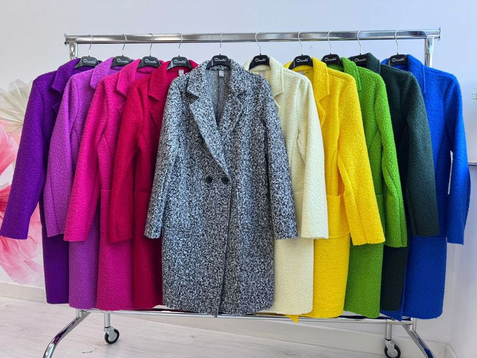 Paltoane buclate superbe