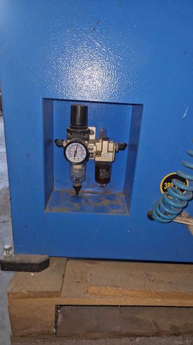 Машини за производство на PVC и AL дограма на 50% от цената