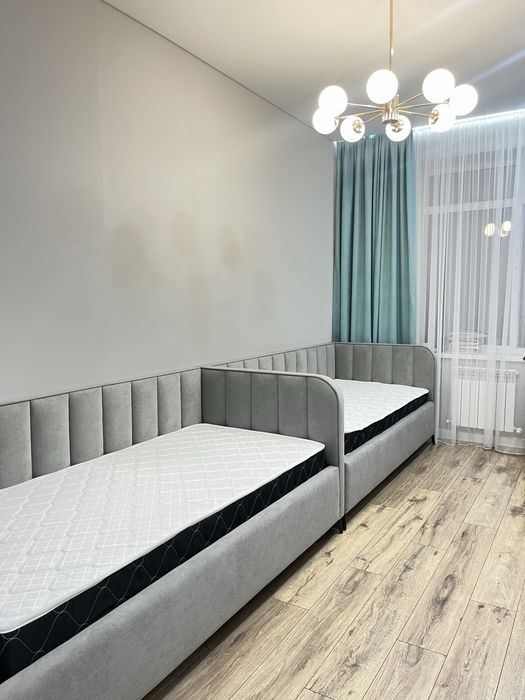 Продам две детские кровати с подъёмным механизмом