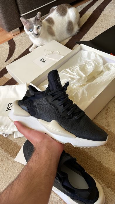 Y-3 kaiwa sneakers full box