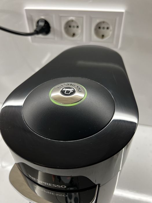 Nespresso Vertuo Plus Black