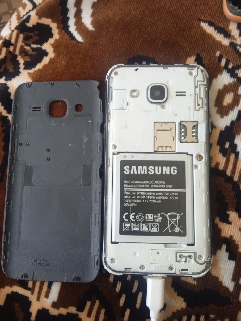 Samsung Galaxy J2 (2016)