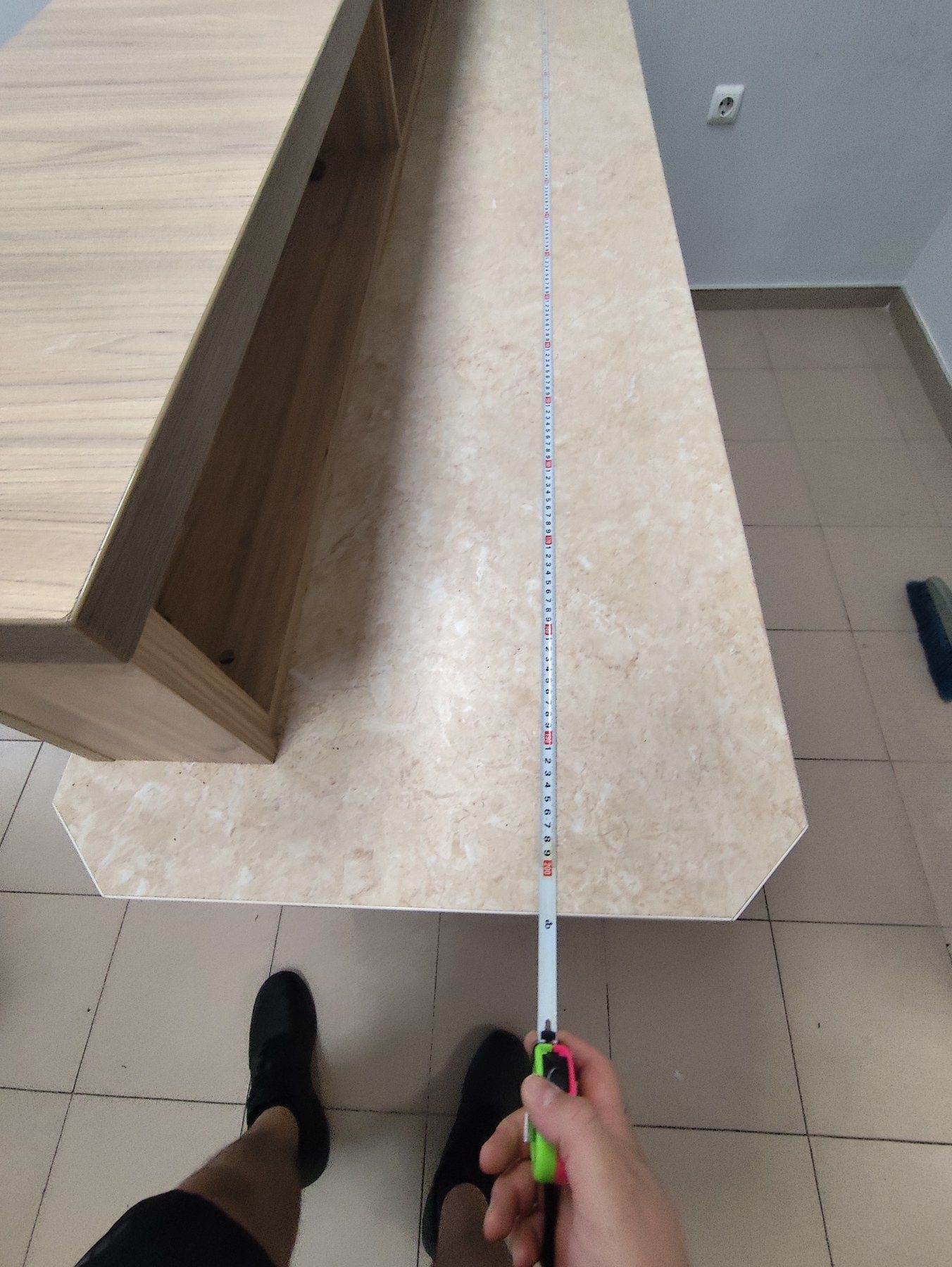 Бар плот шкаф от MDF 200/60/115