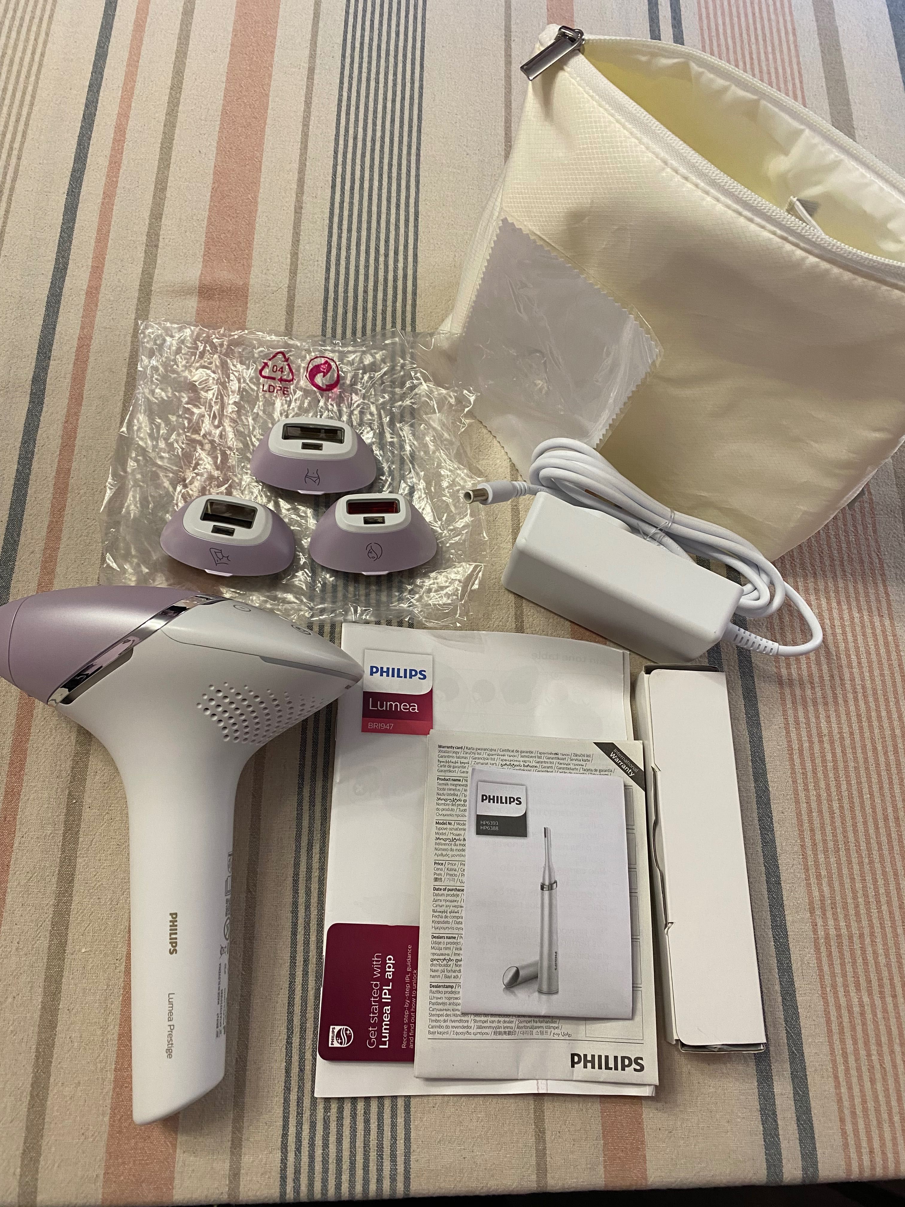 Фотоепилатор Philips Lumea + тример