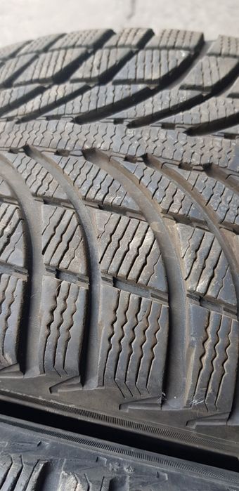 Зимни гуми-18цола-235/55-1бр.-75лв."MICHELIN "