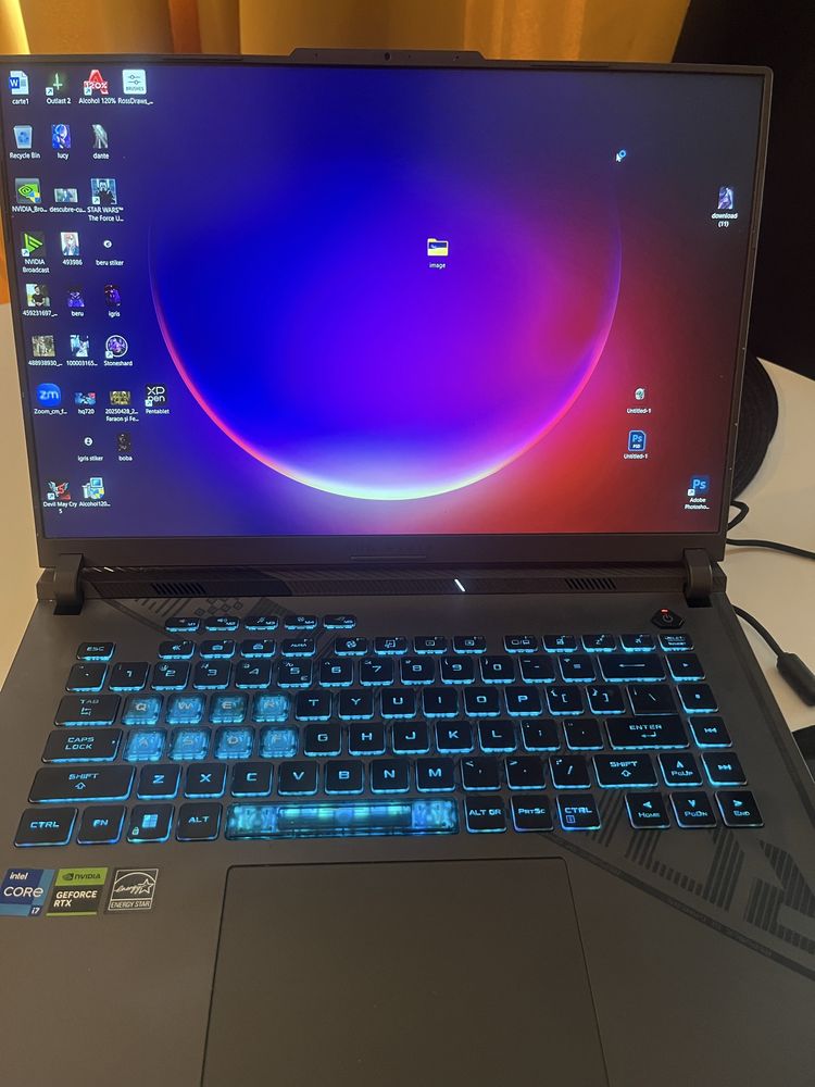 Laptop ASUS ROG Strix G16 i7 RTX 4060 Garanție Activă