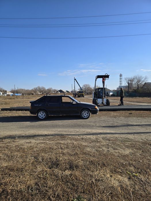 Ямобур, бурение ям, мини-погрузчик