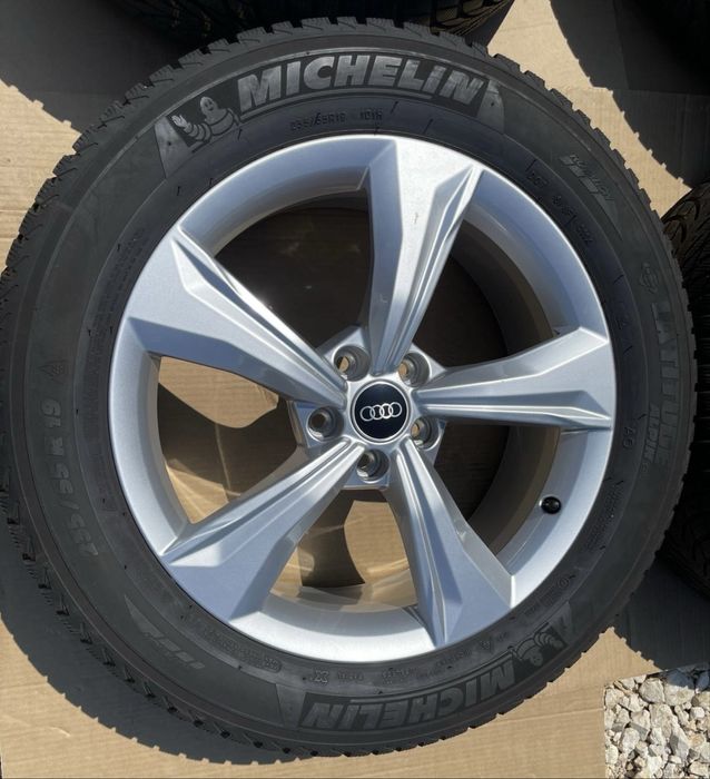 Roti iarna Audi Q5 19 anvelope Michelin DOT2021