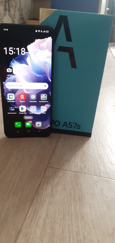OPPO A57 в идеальном состоянии