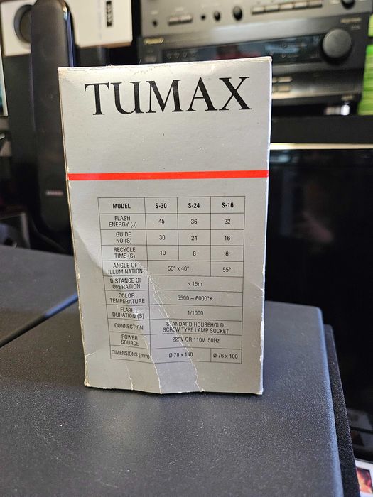 Компактна светкавица на фасунга TUMAX S-30