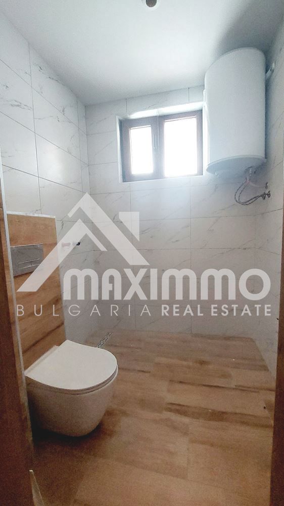 Продава се Двустаен апартамент в Варна, Виница - 70 кв.м за 1942 €/кв.м - Снимка #3