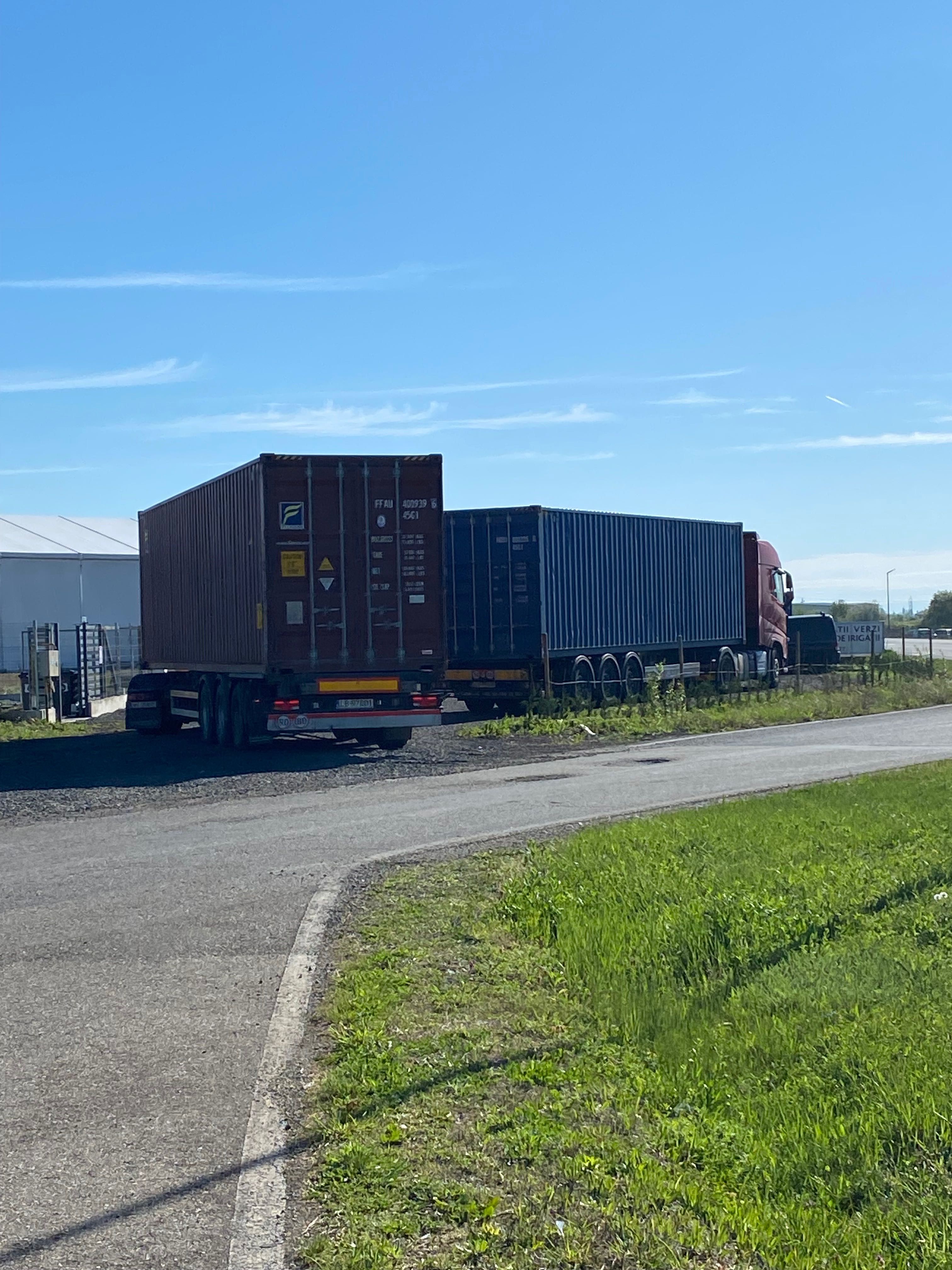 Container maritim 12 m