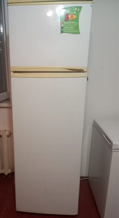холодильник б/у 40000