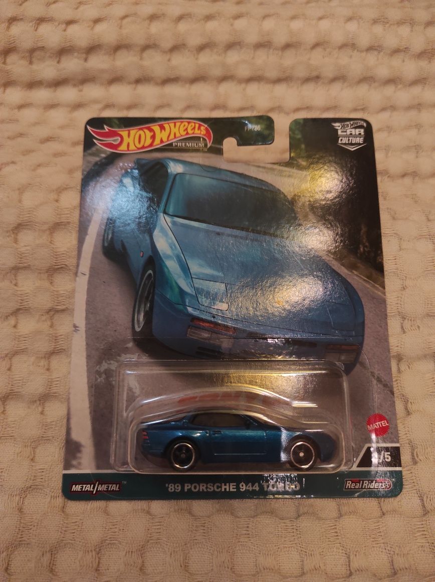 Hot wheels PREMIUM