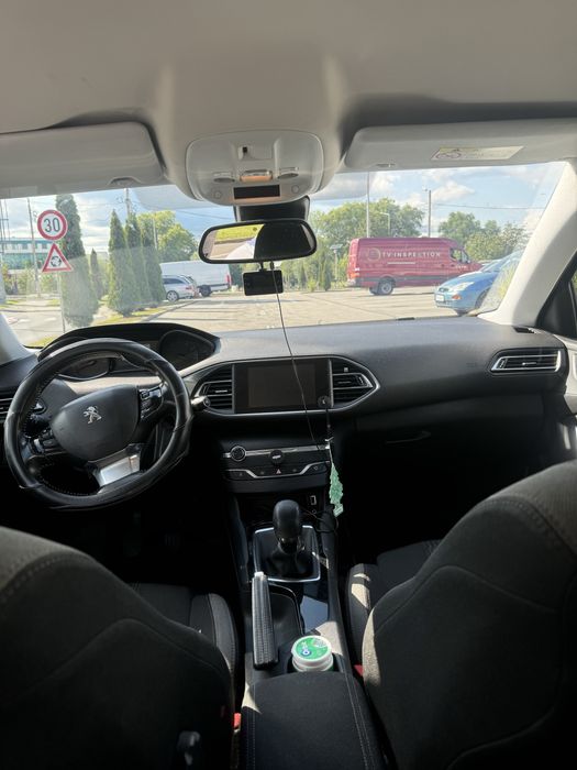 Peugeot 308 1.2/110 cp
