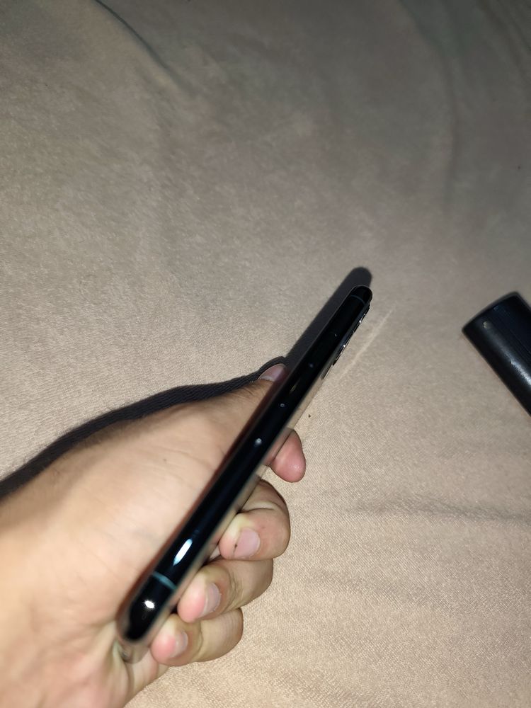 Iphone 11pro 256/70% full koplekt garantiya ideal