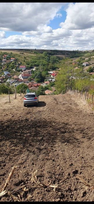 Vand teren 1300 mp.situat în comuna bucovat sau schimb cu garsonieră..
