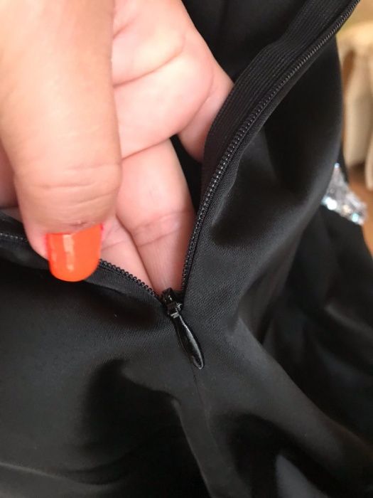 Vand rochie de seara,insertie cristale,800 roni