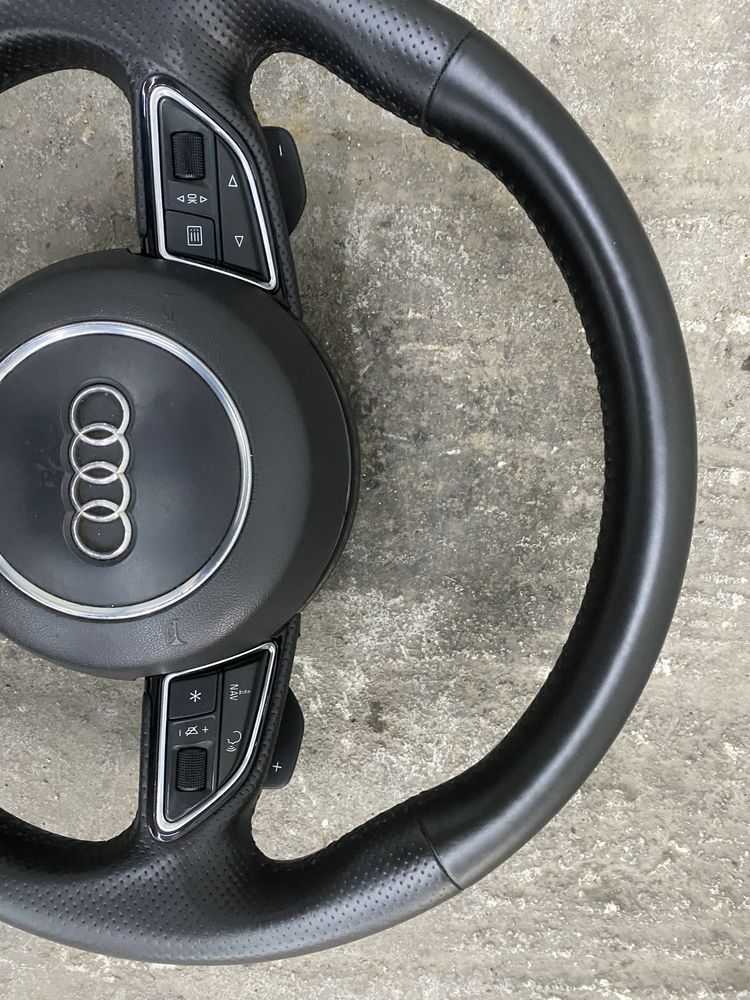 Мулти Волан S line за Audi A4, A6, Ауди