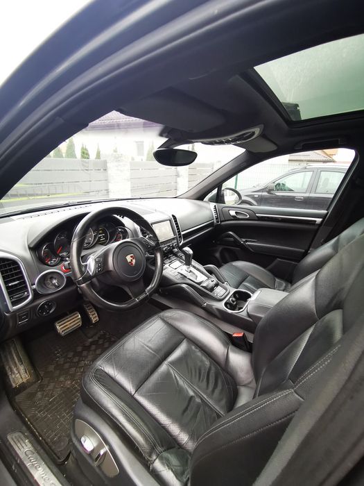 Porsche Cayenne S Hybrid 3.0