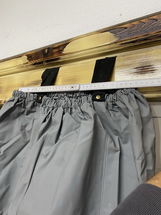 Pantaloni de apa impermeabili
