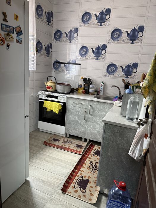 Продаю квартиру на Ферузе 2