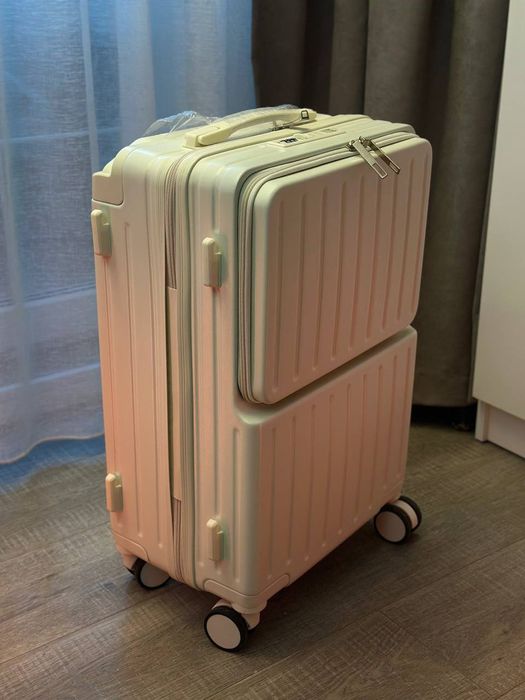 Чемодан lumino M 52л