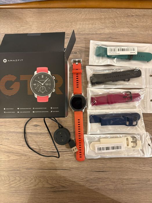Смарт часовник Xiaomi Amazfit 42mm