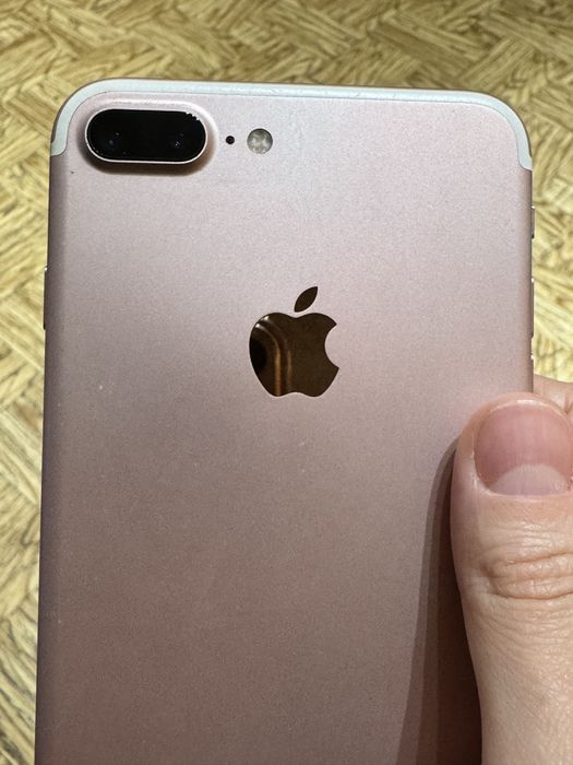 Iphone 7 plus pink