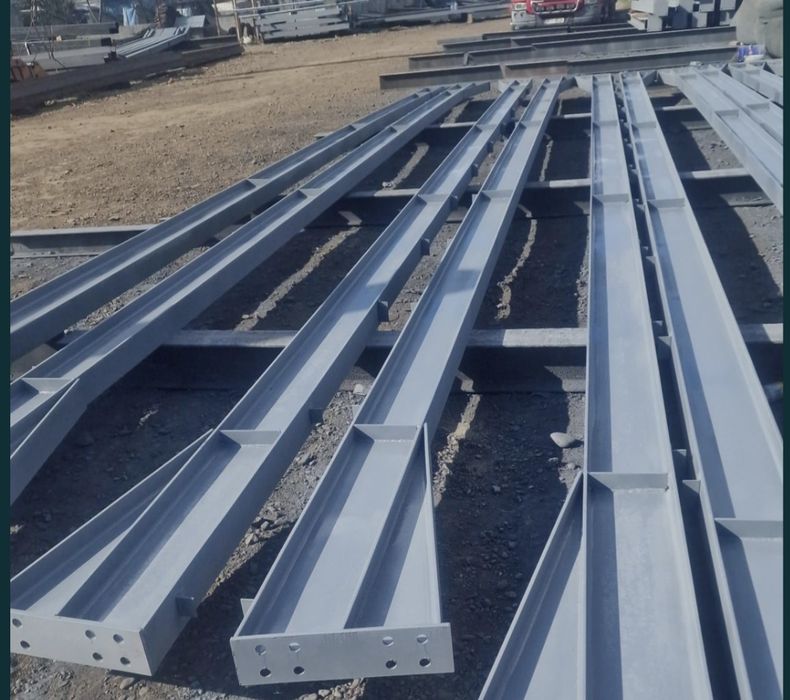 Vând structură metalică 10x20x4 confectionata din ipe 180 fac si alte