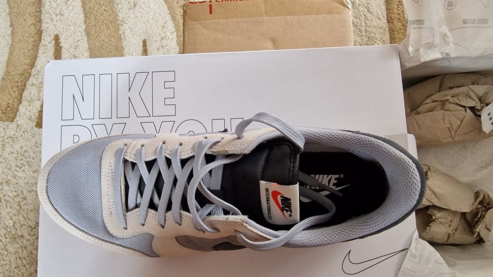 Nike Internationalist