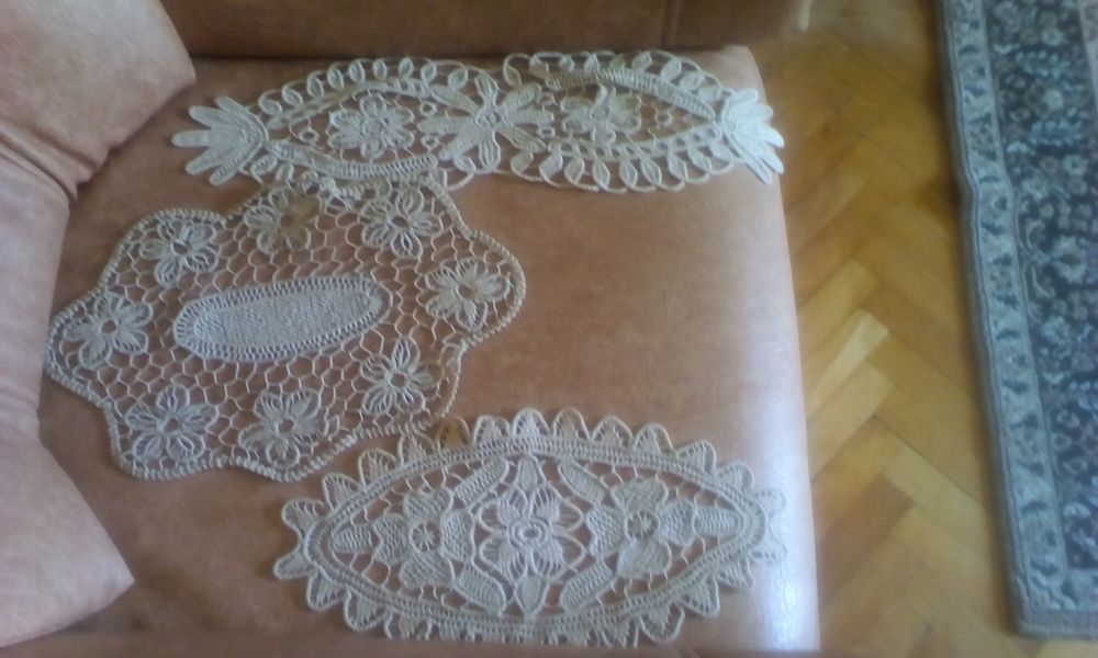 Fete de masa si mileuri din macrame veritabil