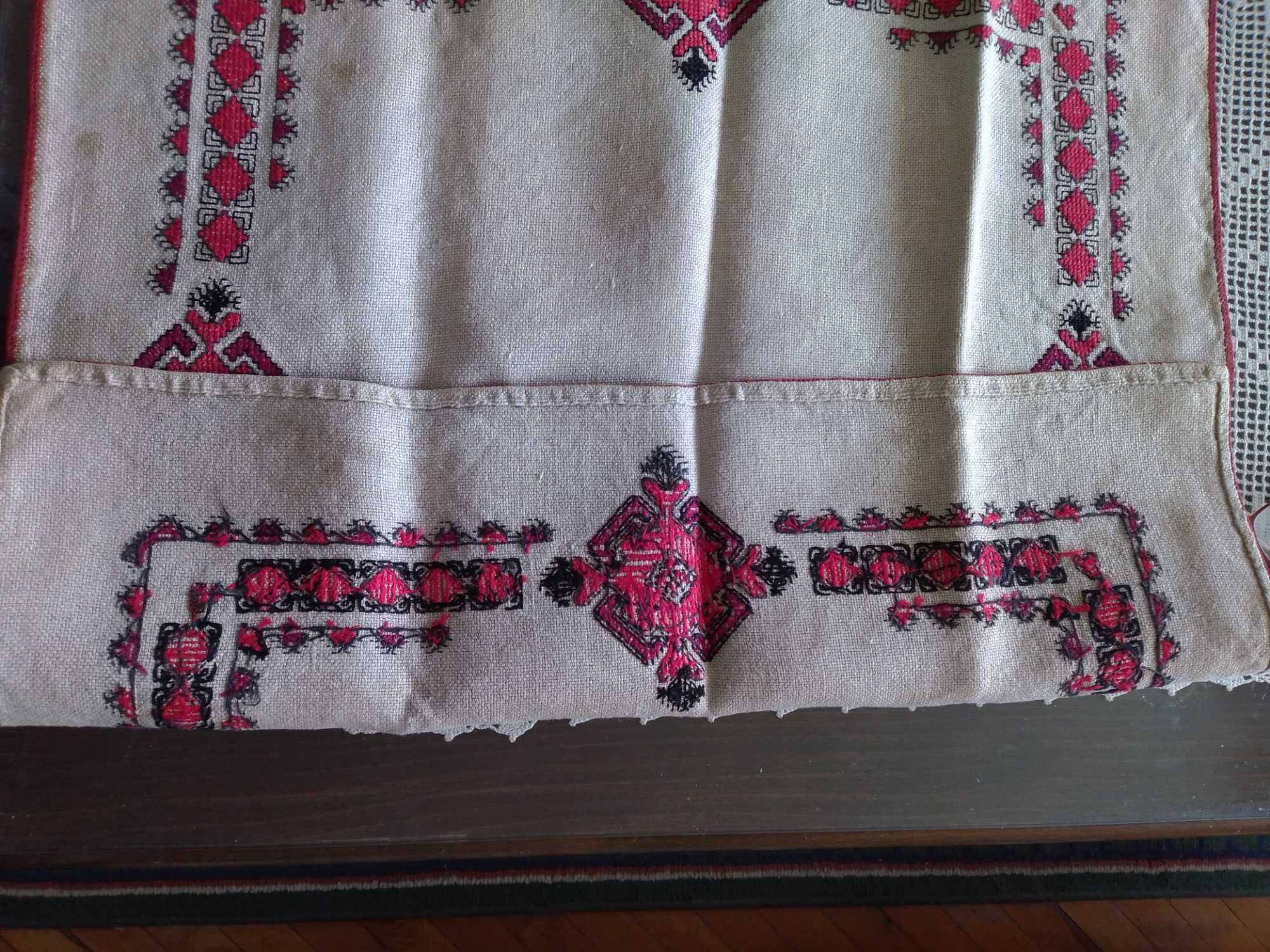 Покривки българска бродерия