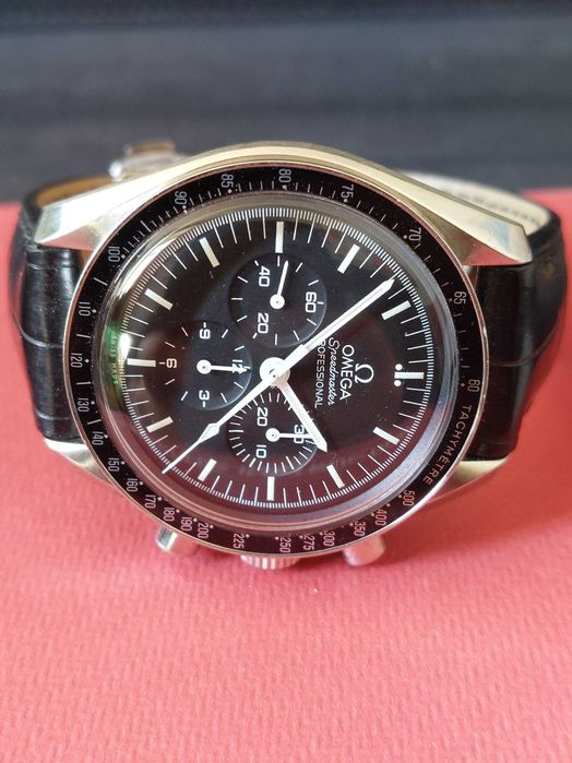 OMEGA Speedmaster Professional Moonwatch Chronograph Hesalite