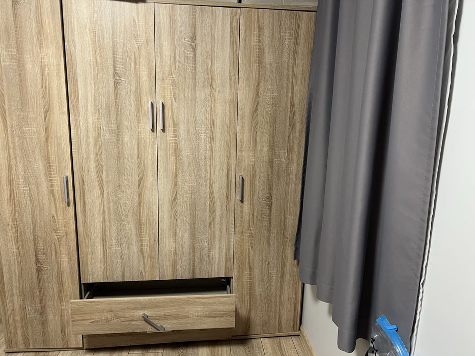 Четирикрилен гардероб туин от moemax