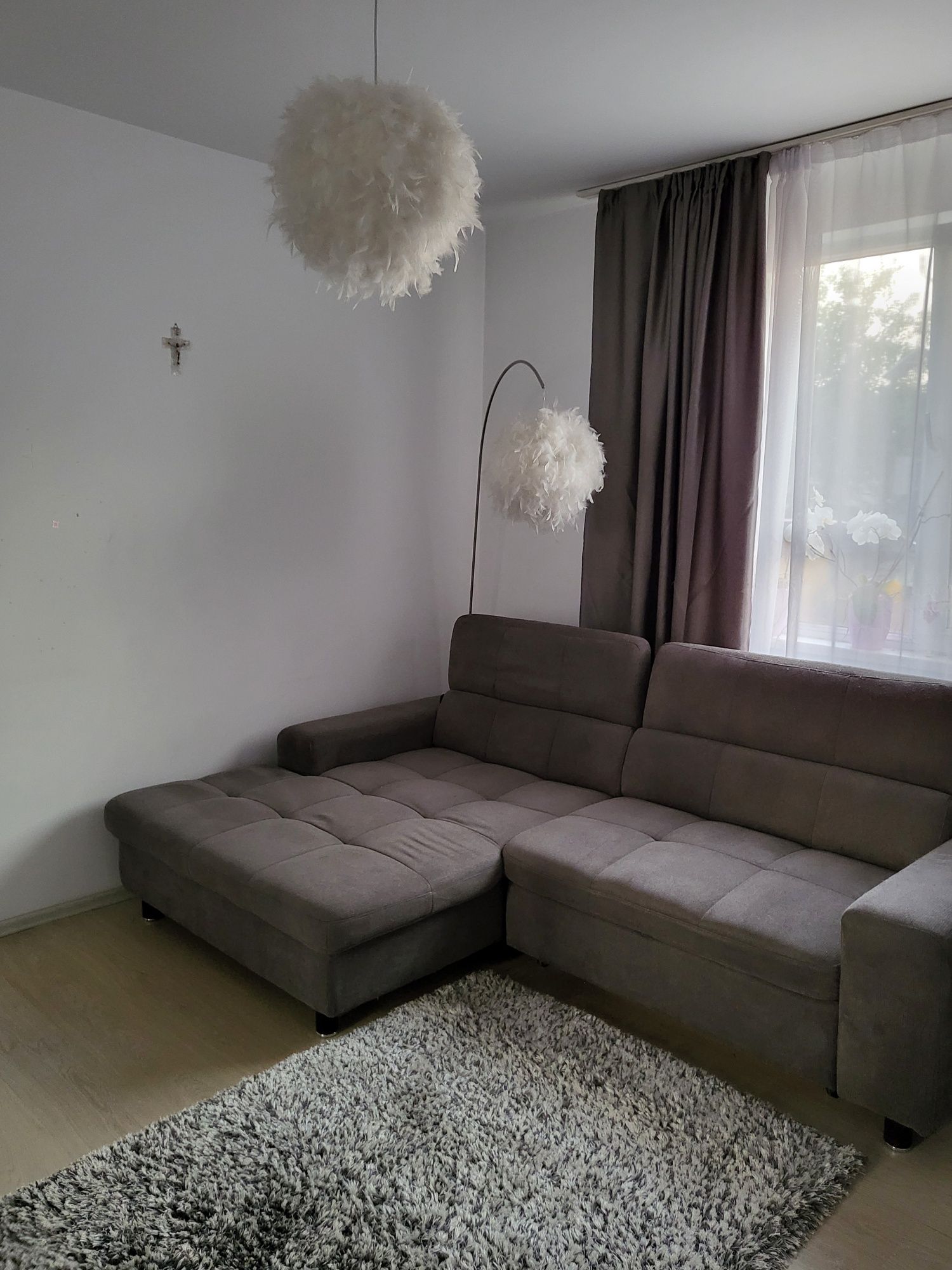 Vand apartament de 3 camere cu curte, Florești (Cluj) in zona Eroilor