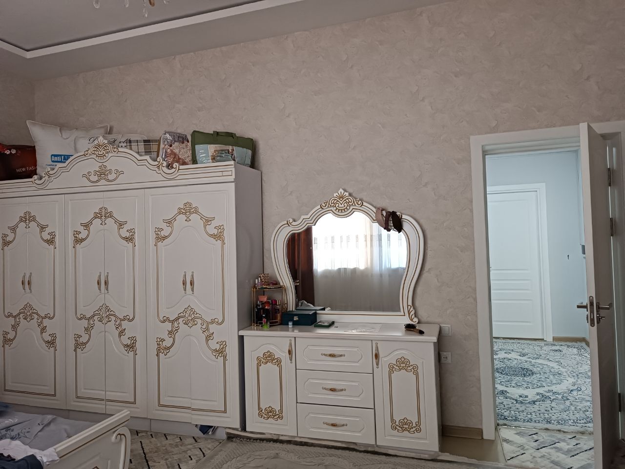 Хасанбой ширибом 2, 5 сотх 7 хона ховли сотилади узимизаники