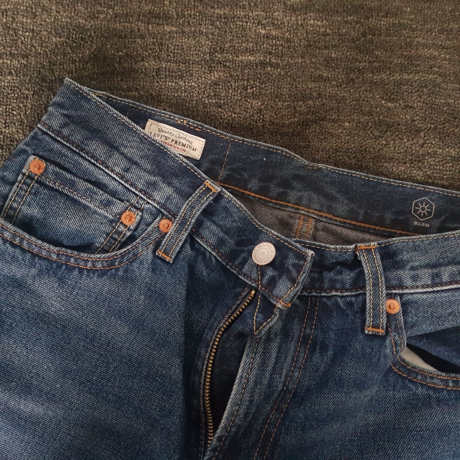 Blugi Levi's 551Z