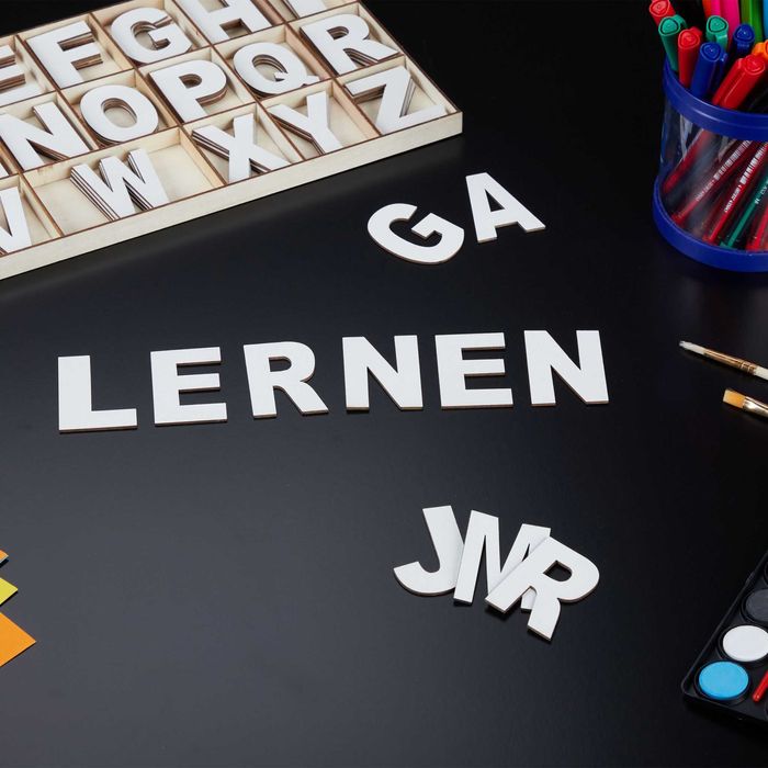 Set litere din lemn 104 piese A-Z, 5 cm inaltime artizanat & decorativ