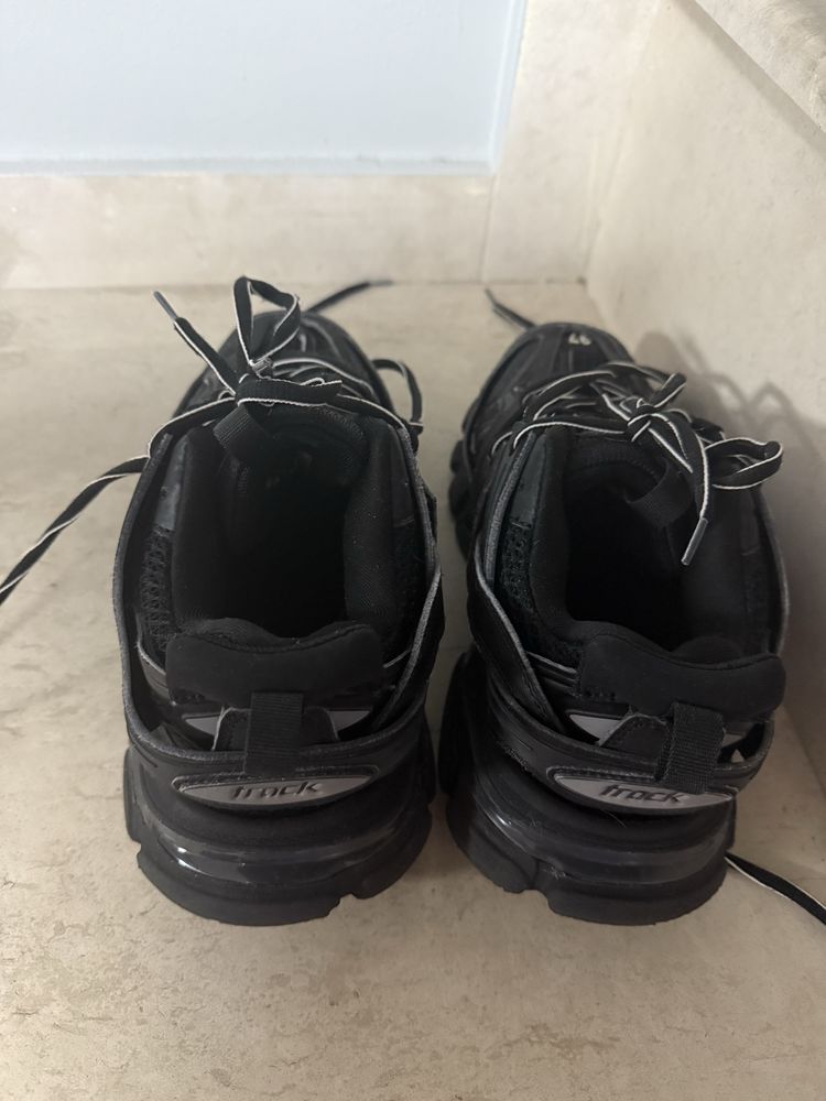 Balenciaga Track детска номерация