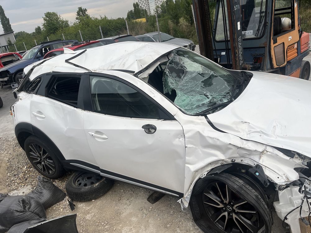 Mazda CX3 2015 дизел за части!!