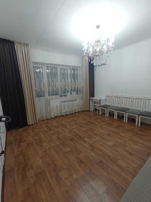 Продам 2 комн. квартиру в Уральске