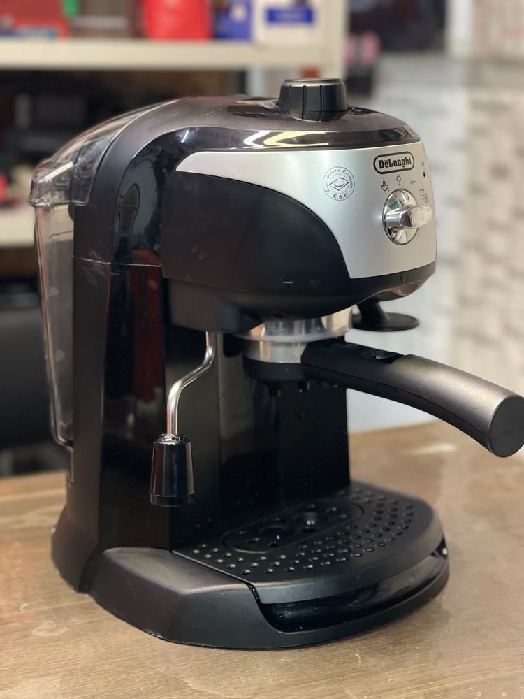 Кафемашина DeLonghi EC220.CD - 6 месеца гаранция !